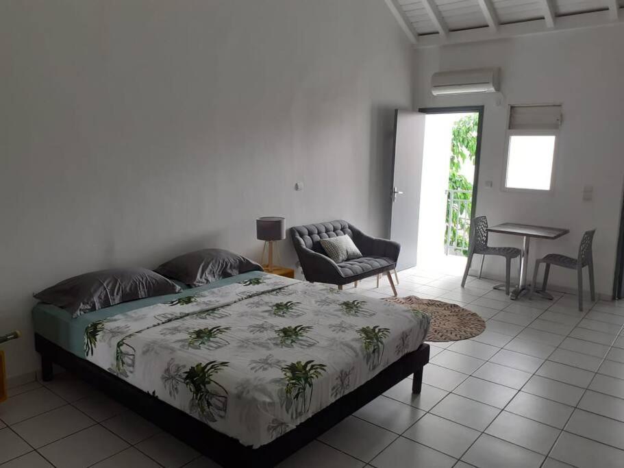 Séjour d’affaires ou de loisirs à Pointe à Pitre Exterior foto